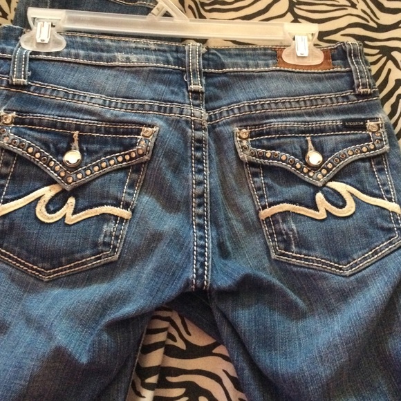 Jeans - Picture 3 of 3