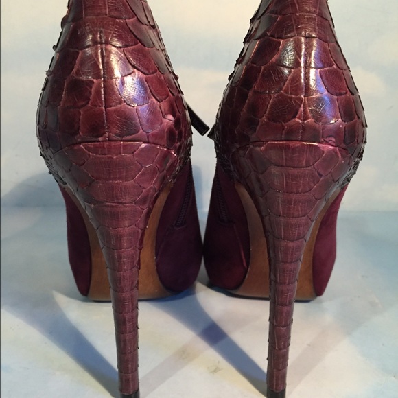 Alexandre Birman burgundy suede/snake skin bootis - Picture 4 of 8