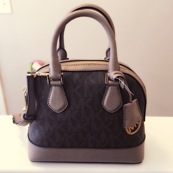 🚫🚫SOLD🚫🚫Brand new mk cross body bag