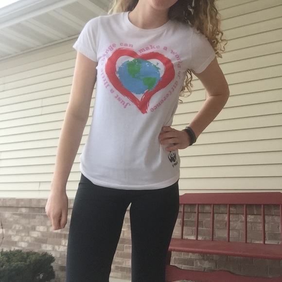 Chaser Tops - Earth Day T-Shirt 🌍❤️