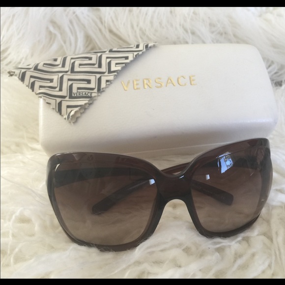 ❤️ AUTHENTIC VERSACE SUNGLASSES ❤️