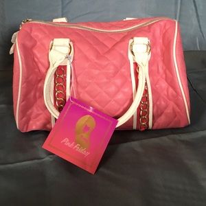 Nicki Minaj purse