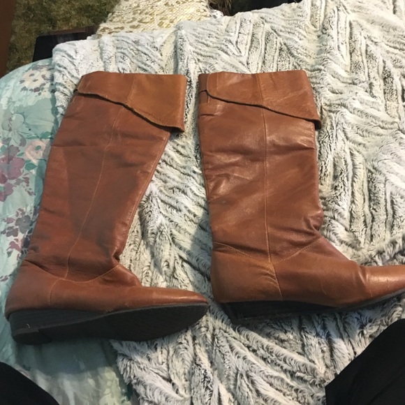 Boots worn a few times