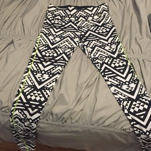 VS PINK yoga pants! Never worn!