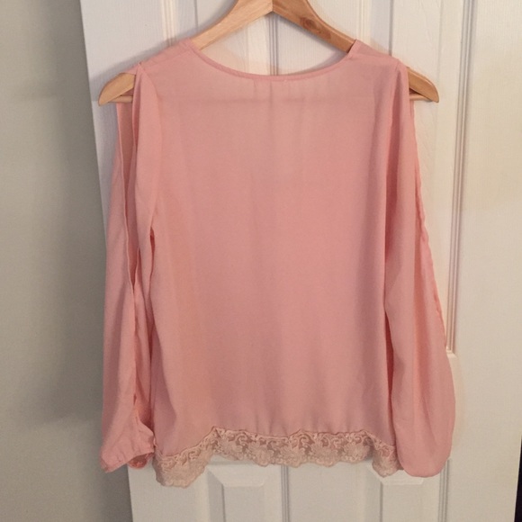 Tobi Pink Blouse With Lace Detail Size S - Picture 2 of 4