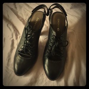 DKNYC lace up pumps size 9 never worn