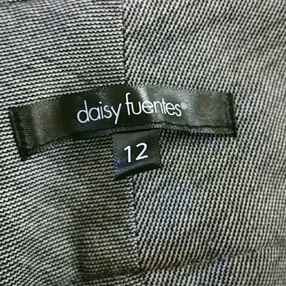 Dress pants - Picture 2 of 3