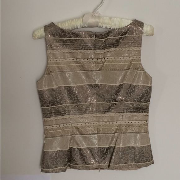 Designer Top - Picture 3 of 3