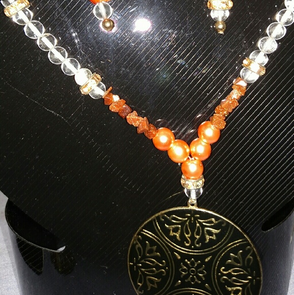 4 piece Necklace,bracelet and earring set