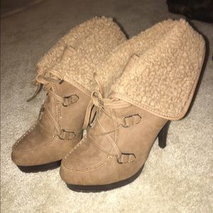 Fur lined brown boots