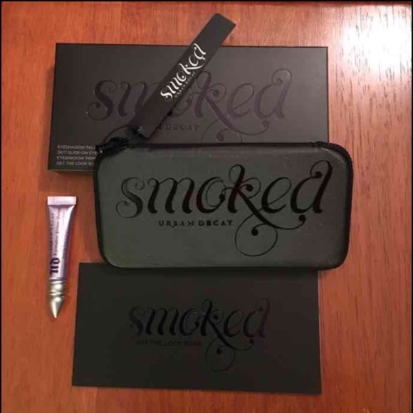 Urban Decay Other - NIB Urban Decay Smoked Palette