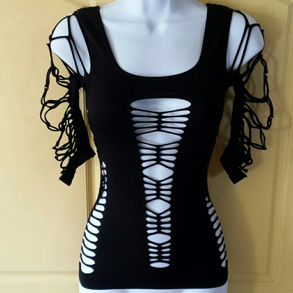 Summer Top! - Picture 3 of 4