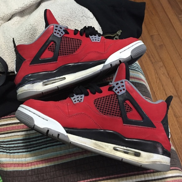 Jordan 4 Toro Bravo fire red - Picture 2 of 4