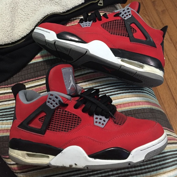 Jordan 4 Toro Bravo fire red - Picture 3 of 4