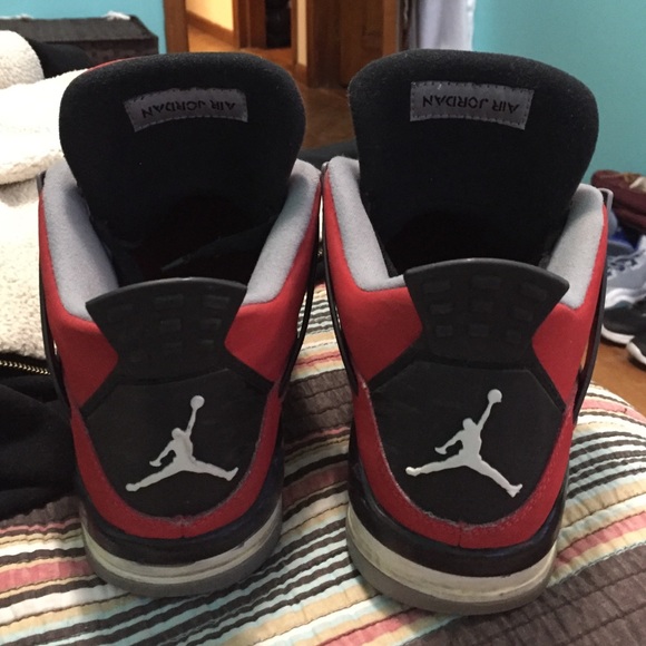 Jordan 4 Toro Bravo fire red - Picture 4 of 4