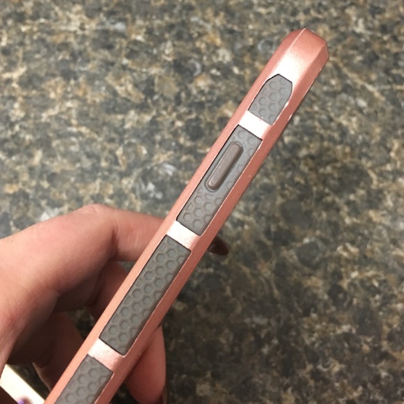 Rose gold and gray case - Picture 4 of 4