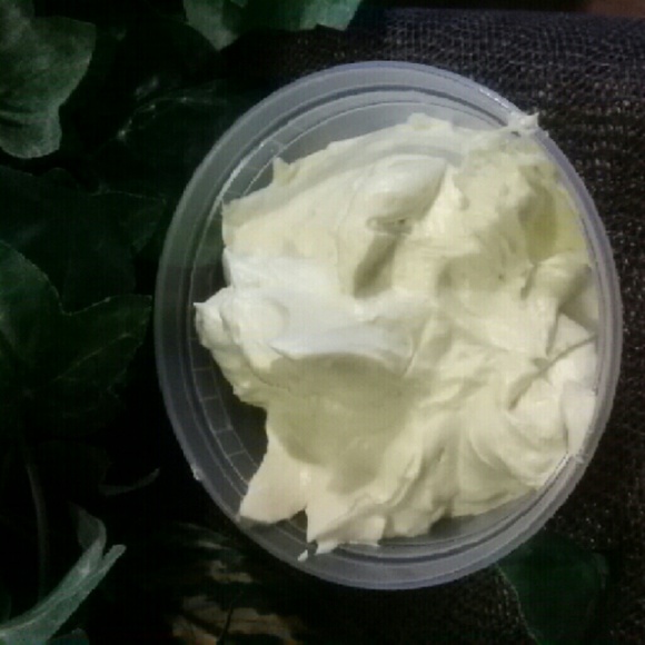 Shea Butter Baby Powder fragrance