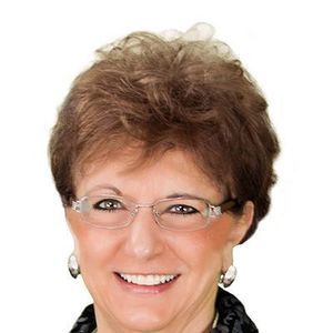 Meet your Posher, Denise