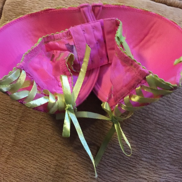 Cassandra  Intimates PushUp - Picture 3 of 4