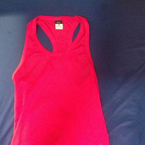 nike dry fit mesh tank - Picture 2 of 2