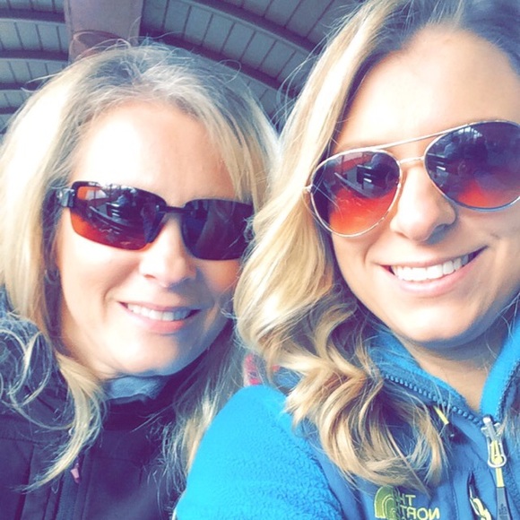 Meet your Posher, Ashley - Picture 2 of 4