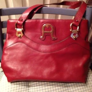 Vintage Etienne Aigner bag