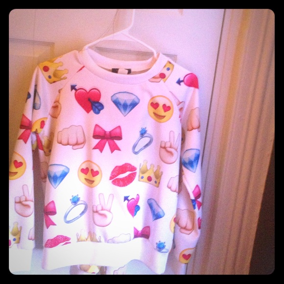 Emoji outfit