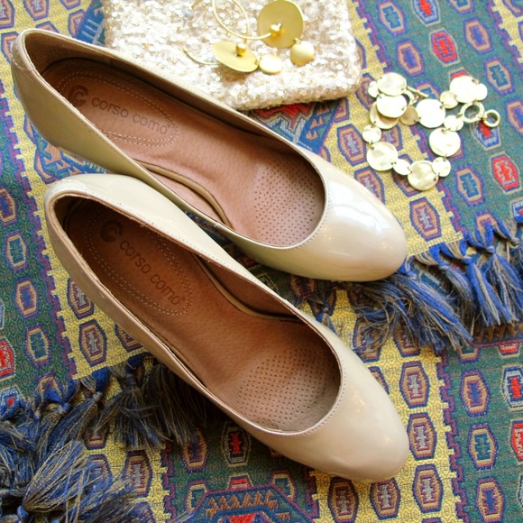 Corso Como nude patent leather pumps