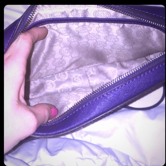 Sold! - Picture 2 of 4