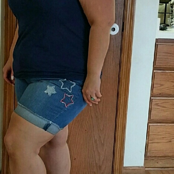 The Avenue jean shorts