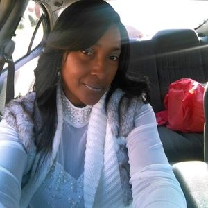 Meet your Posher, Tonie