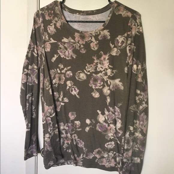 Flowery long sleeve tee - Picture 1 of 2