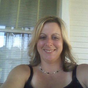 Meet your Posher, Angie