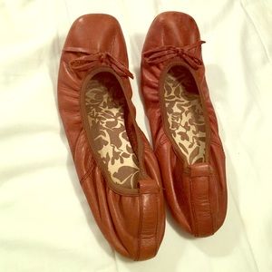 GAP tan flats size 8