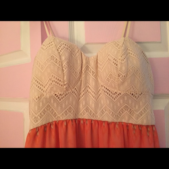 Summer dress - Picture 2 of 3