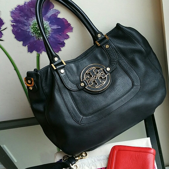 Tory Burch Amanda classic hobo