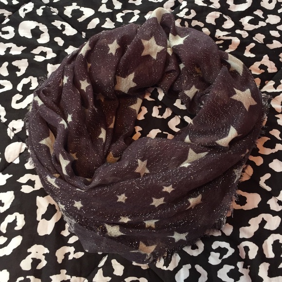 Sparkly star scarf