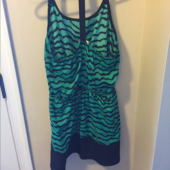 Tank top - Picture 3 of 4