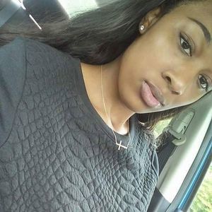 Meet your Posher, Kellie