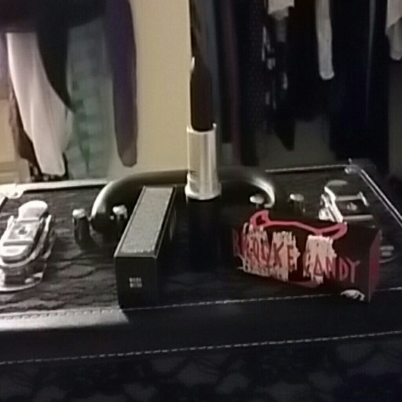 MAC lipstick Which Witch