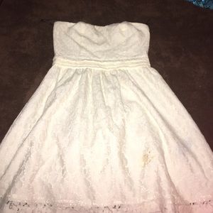 Off white lace causal dress from forever 21!!