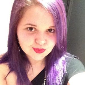 Meet your Posher, Hayley