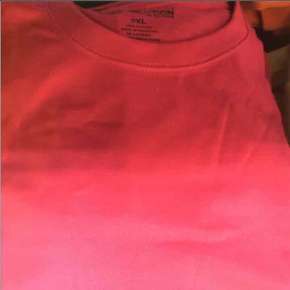 T shirts - Picture 3 of 4