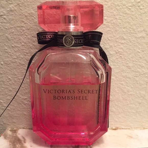 VS Bombshell perfume
