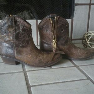 Steve Madden booties