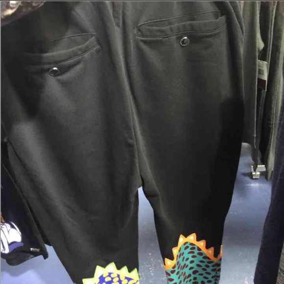 Joggers - Picture 3 of 4