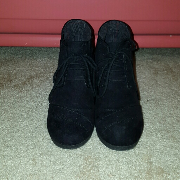 Black ankle booties.