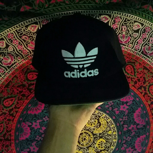 Adidas Accessories - Black Adidas Snapback