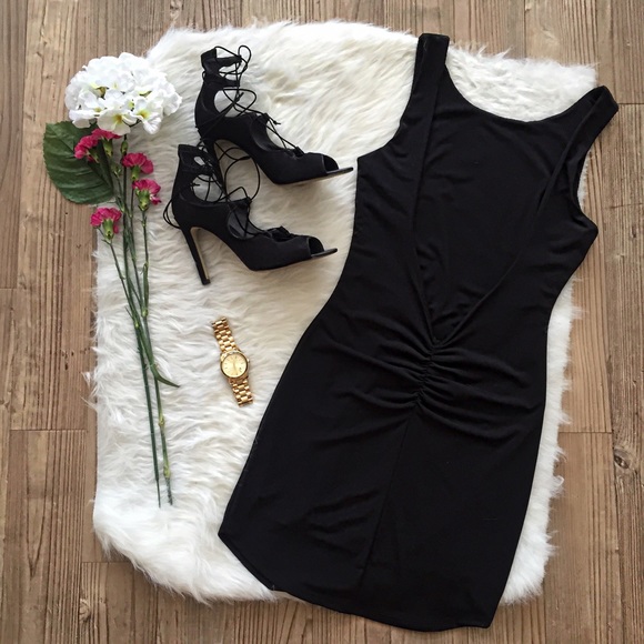 "The Perfect Little Black Mini" - Picture 2 of 4