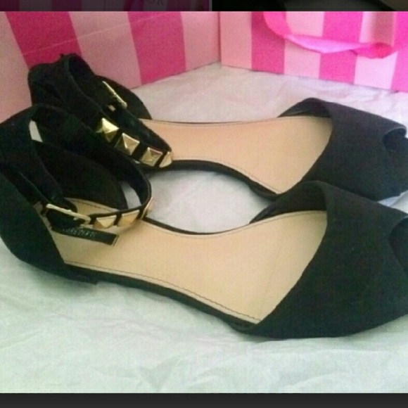 F21 Gold Studded Ankle Flats - Picture 2 of 2